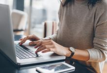 A Comprehensive Comparison Between RightAnswers and Confluence